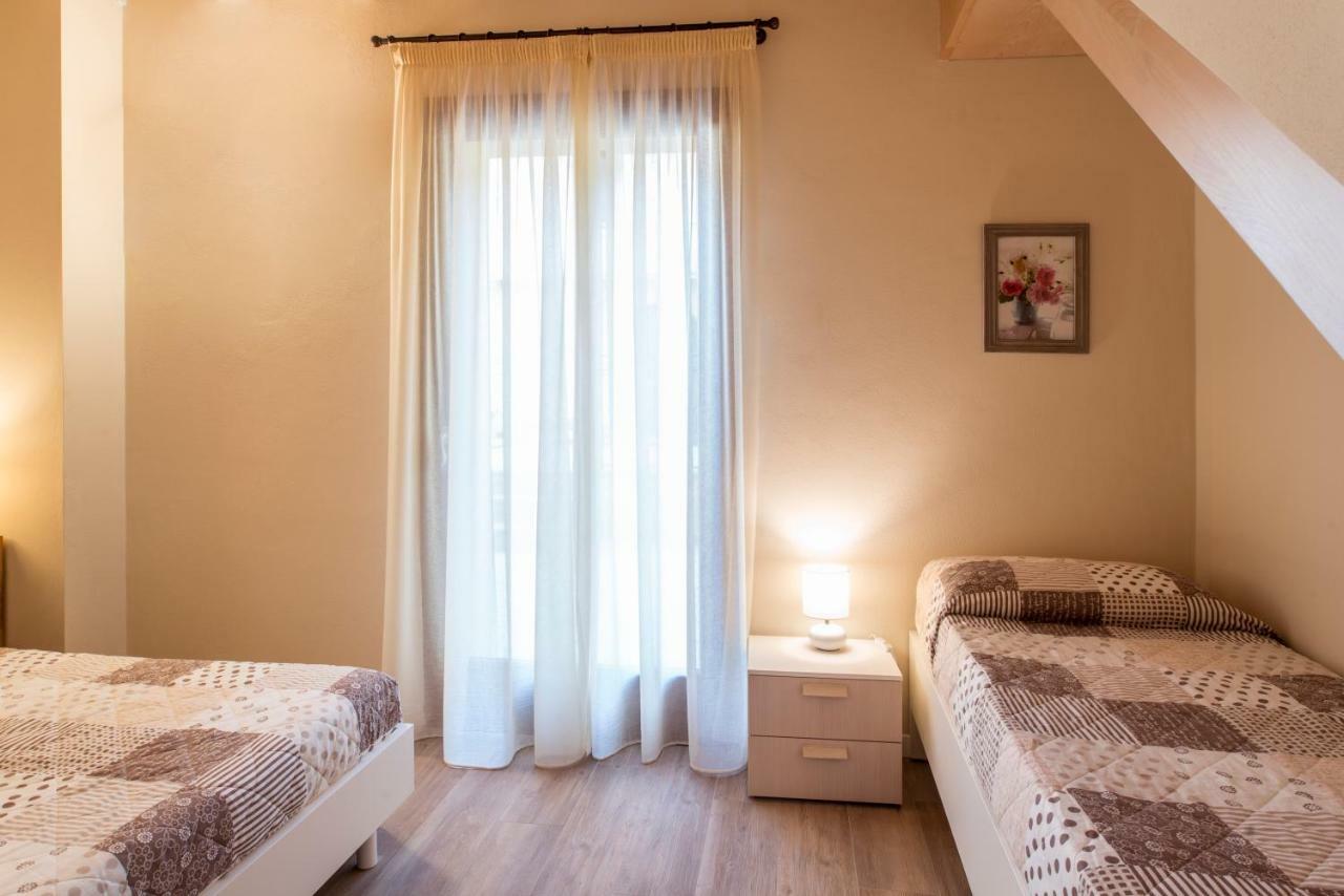 Appartamento Cascina La Scala Salò Esterno foto