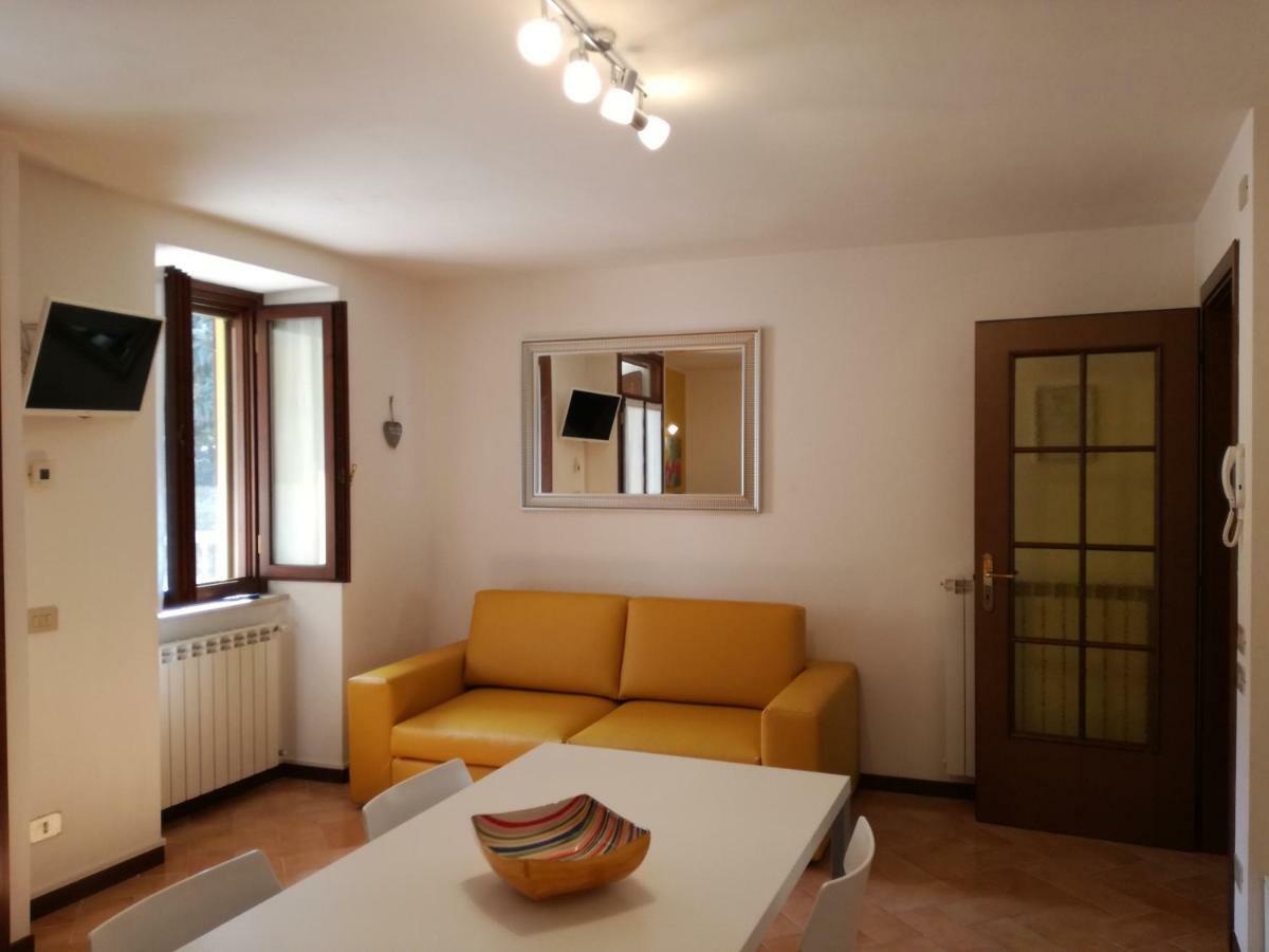 Appartamento Cascina La Scala Salò Esterno foto
